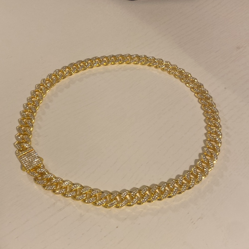 Cuban Link Chain Men’s or Women’s Iced Out Necklace 20”